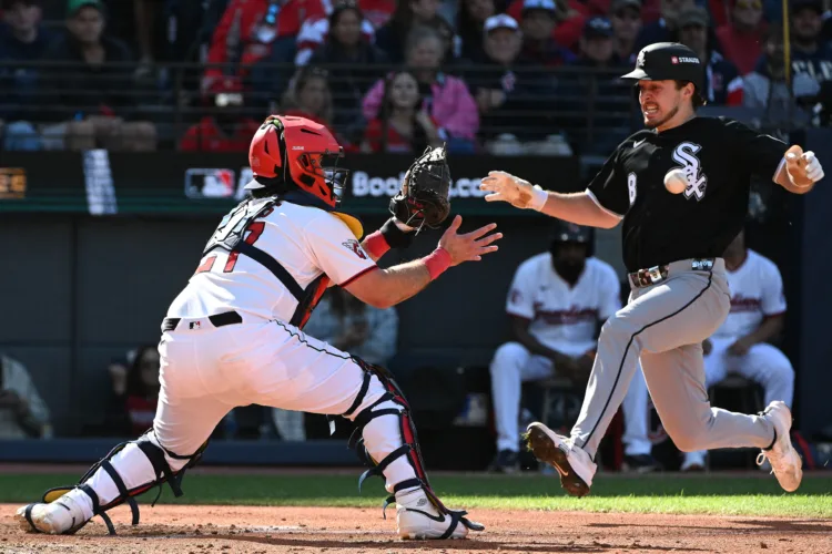 White Sox beat Guardians 3-0 in Game 1 of ALDS